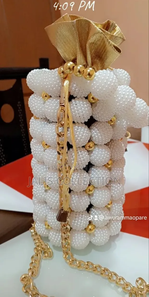 Pearl Cluster Drawstring Pouch
